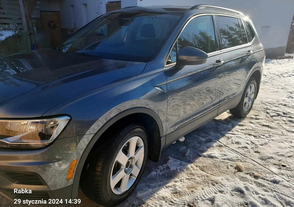 Volkswagen Tiguan cena 95000 przebieg: 60000, rok produkcji 2021 z Gubin małe 121